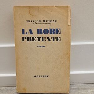 The Dress as an Excuse